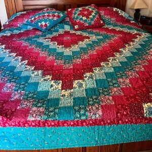 New King size Patchwork Quilt, Tablecloth with 2 Pillow Shams - Multicolor